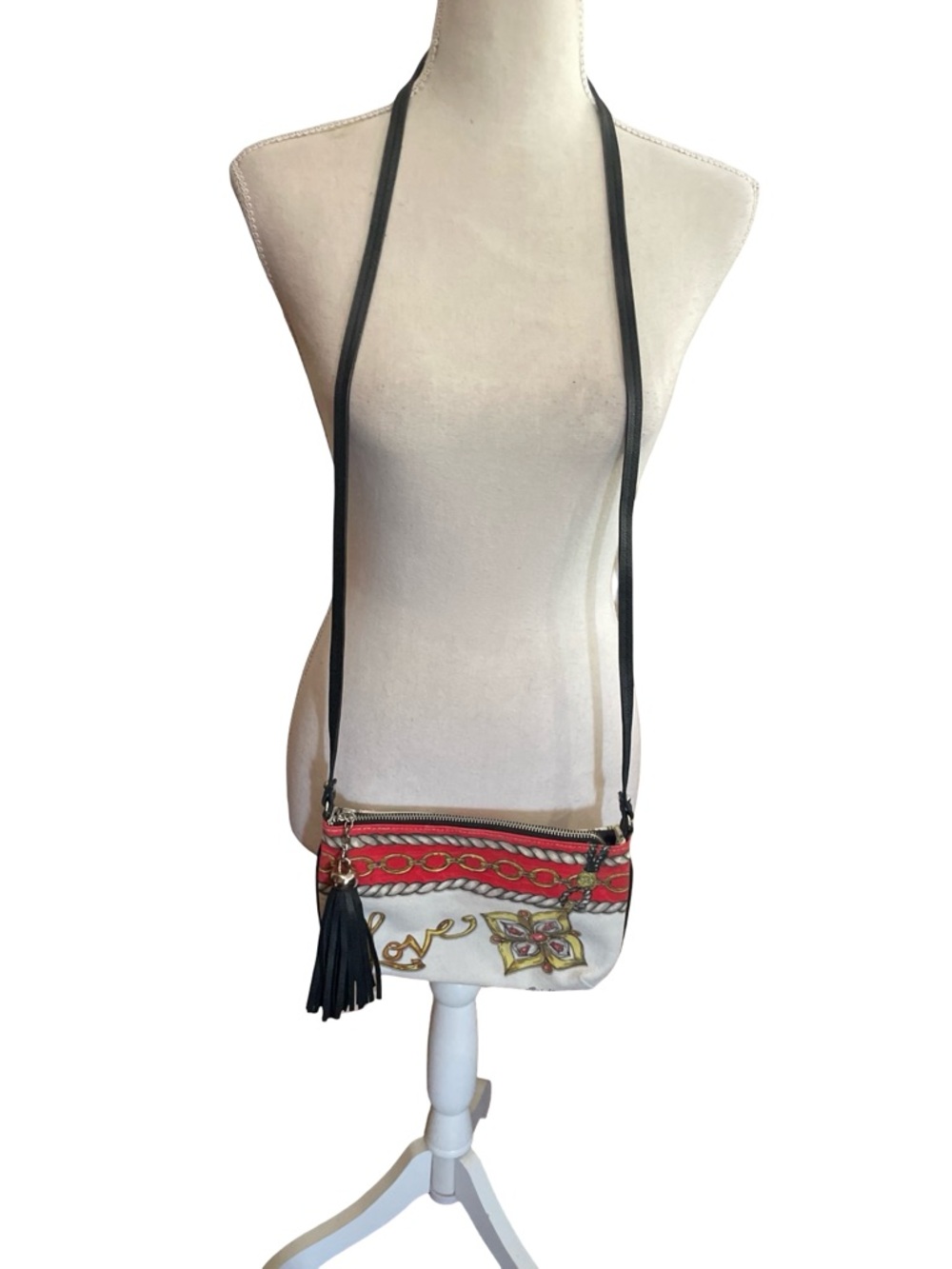 Brighton Glitter & Go Love Pouch crossbody bag purse Tom Clancy art zip closure - Picture 4 of 16